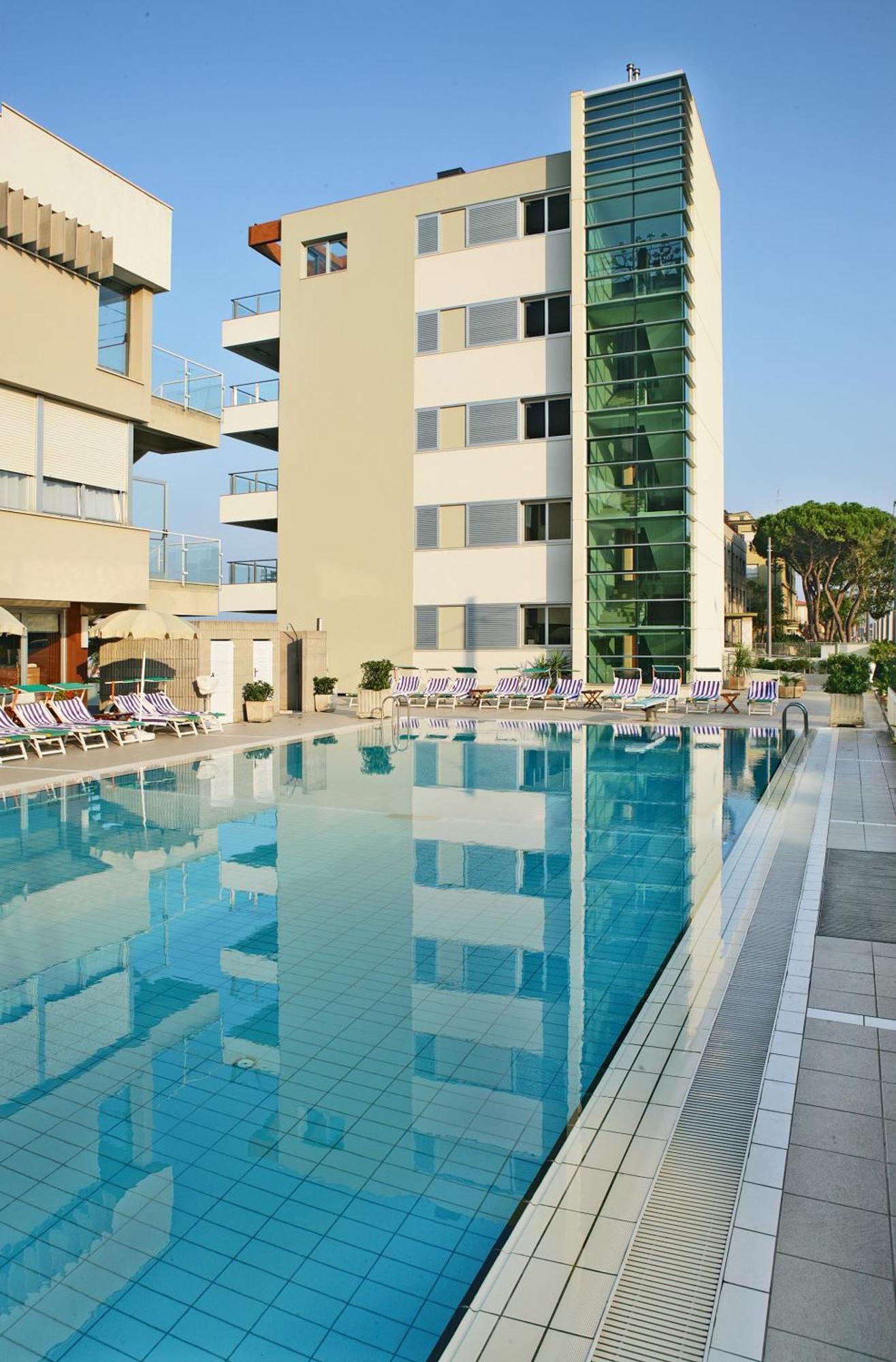 Hotel Ascot & Spa Rimini Exterior photo