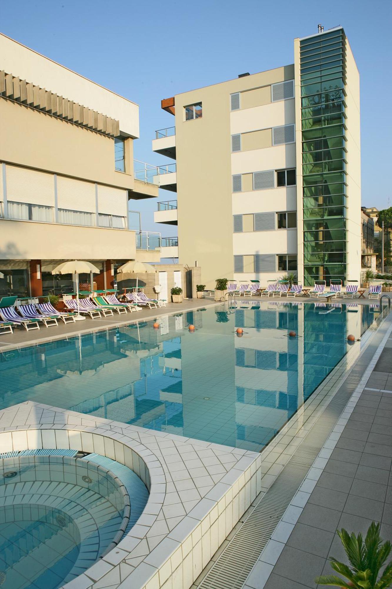 Hotel Ascot & Spa Rimini Exterior photo